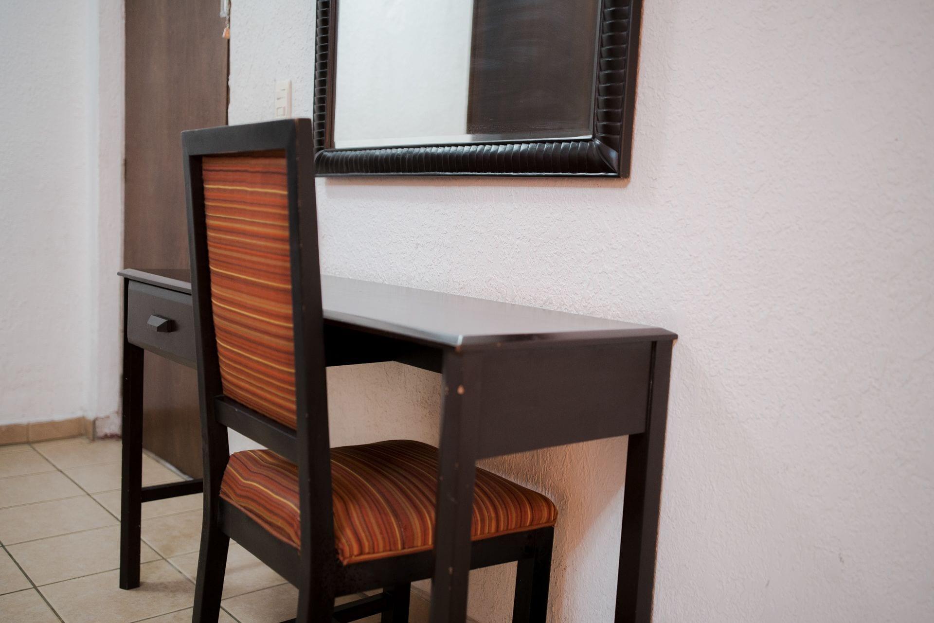Eh Ejecutivo Urban Hotel Tepic Kültér fotó