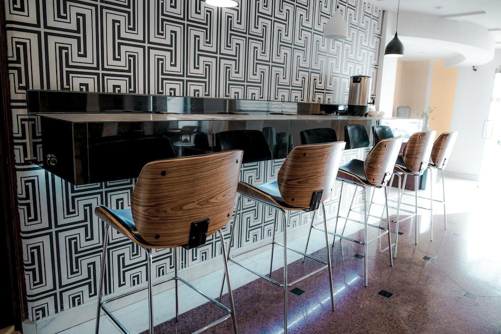 Eh Ejecutivo Urban Hotel Tepic Kültér fotó