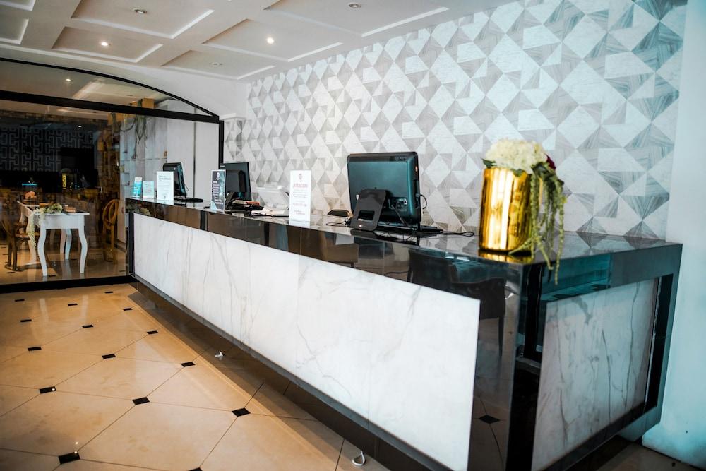 Eh Ejecutivo Urban Hotel Tepic Kültér fotó
