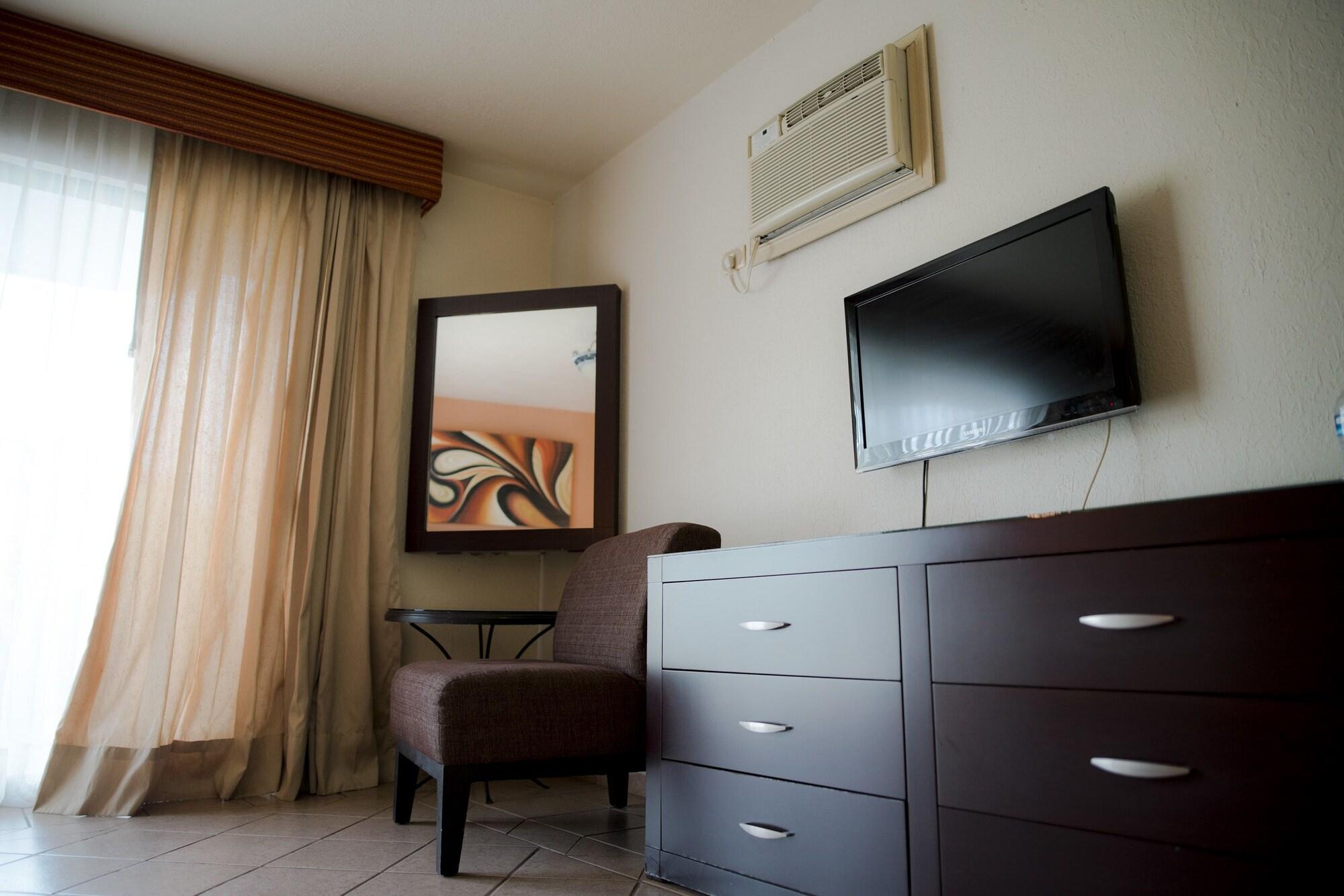Eh Ejecutivo Urban Hotel Tepic Kültér fotó