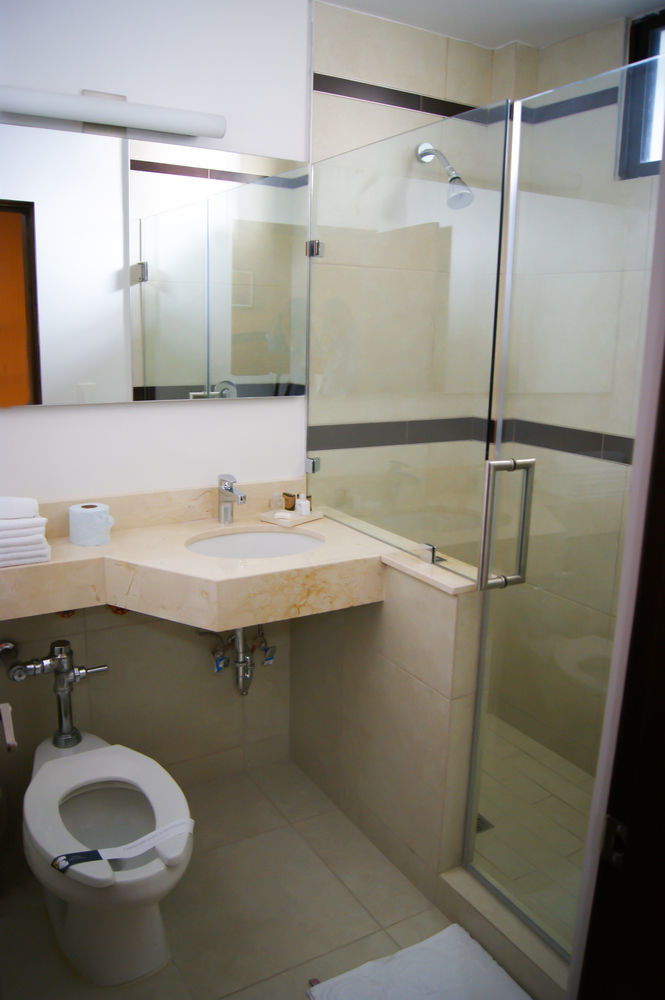 Eh Ejecutivo Urban Hotel Tepic Kültér fotó